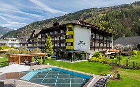 Familiengut Hotel Burgstaller